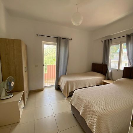 Gkiko'S Guest House Qëparo Exteriér fotografie